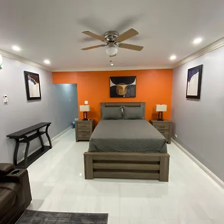 K&S Seaview Luxury Apartment